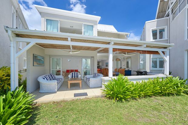 White Oaks 3 Bedroom Pool & Sea View Villa 5
