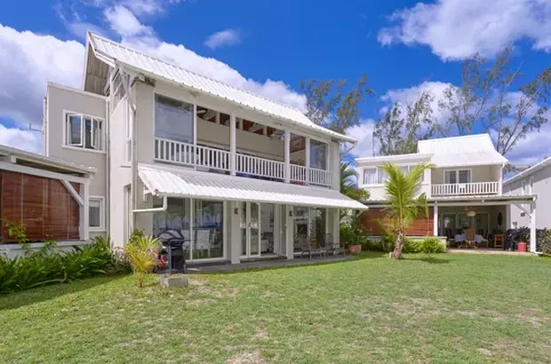 White Oaks 2 Bedroom Pool and Sea View Apartment 10A