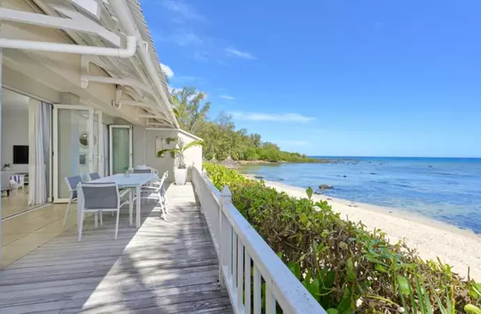 White Oaks 2 Bedroom Beachfront Duplex Apartment 9B