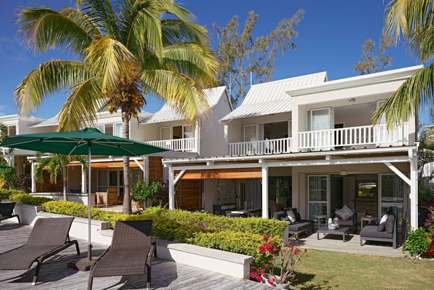 White Oaks 3 Bedroom Pool & Sea View Villa 2